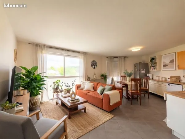 Appartement 5 pièces 77 m²