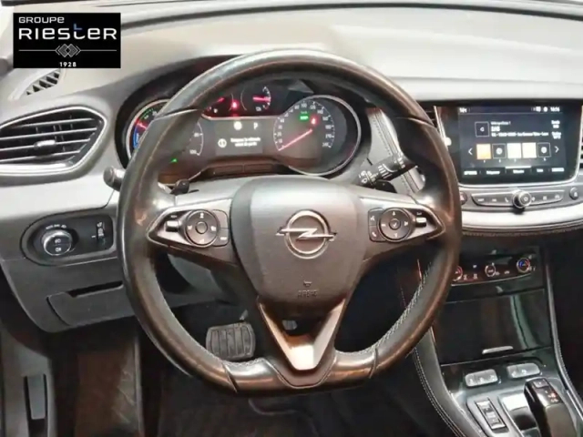 Opel Grandland X hybrid 225 ch bva8 — photo 9