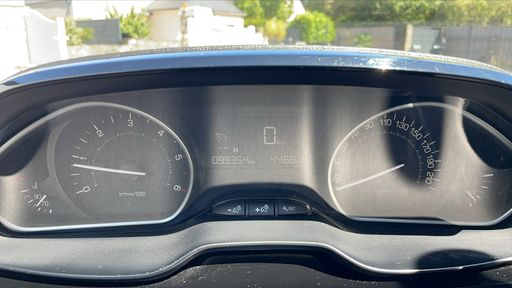 Peugeot 2008 1.6 BlueHDi 75 - Active – 2018 – 99354 km – Diesel – Boîte Manuelle — photo 51