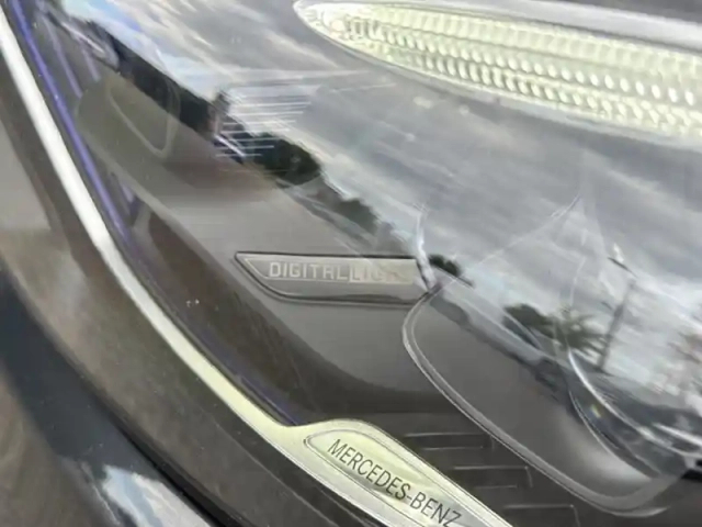 Mercedes Glc 300 de 4matic amg line — photo 15