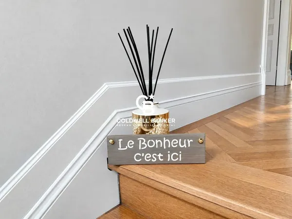 BORDEAUX - CHARTRONS - MAISON DE CARACTERE - 180 M² - 4 CHAMBRES - 1 BUREAU - TERRASSE - PRESTATIONS