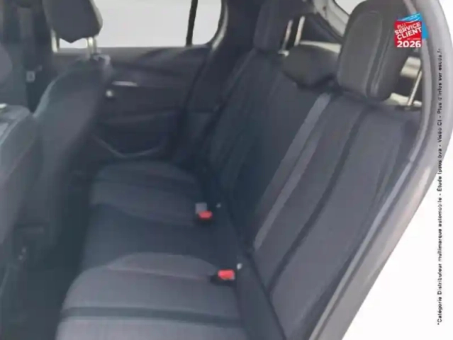 Peugeot 208 e- 136ch allure pack — photo 11