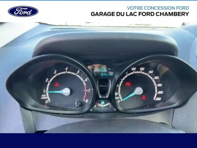 Ford Transit Courier 1.0 ecoboost 100ch trend — photo 10