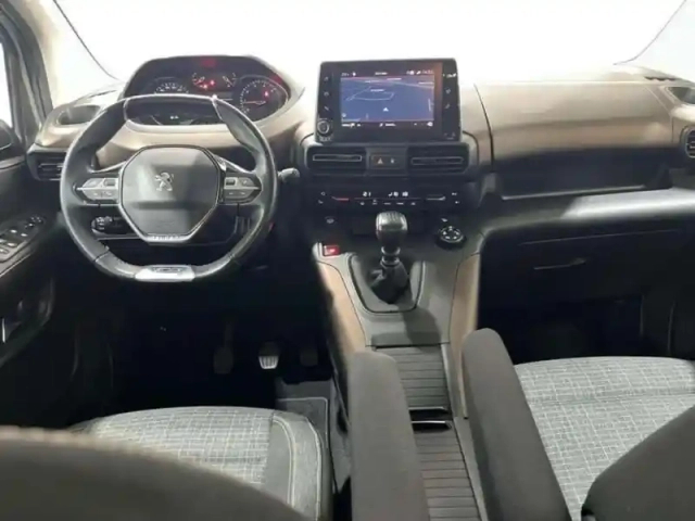 Peugeot Rifter standard bluehdi 130 s&amp;s bvm6 gt line — photo 8