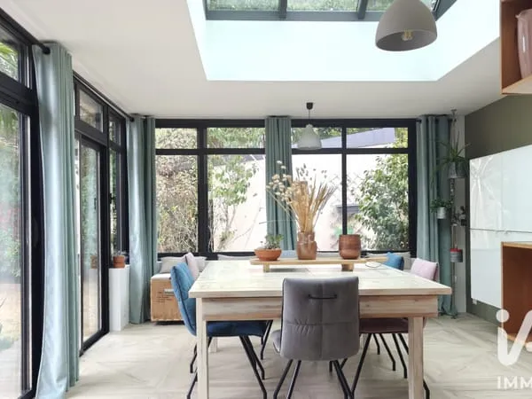Maison 7 pièces 143 m²