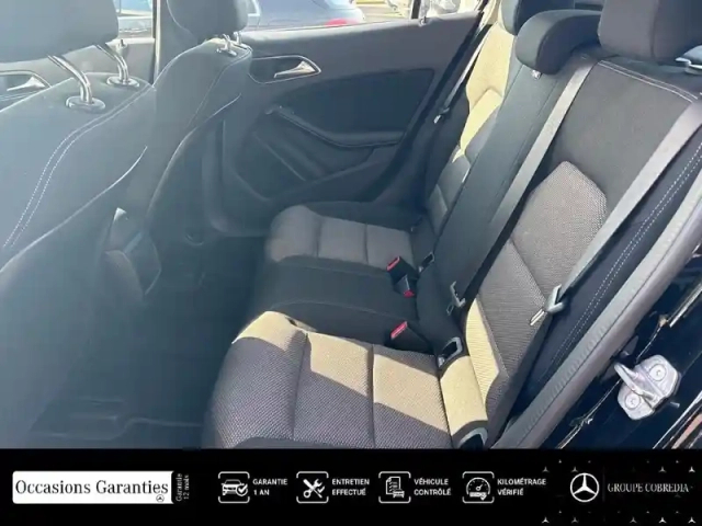 Mercedes Gla 180 122ch intuition euro6d-t — photo 10