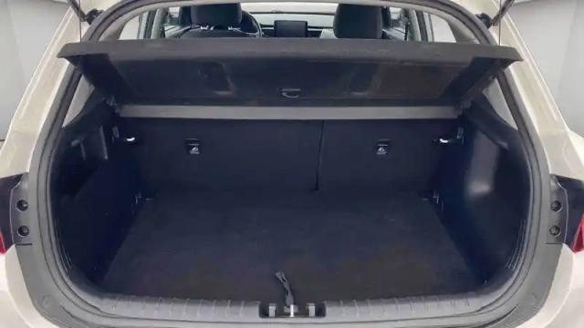 Kia Stonic 1.0 t-gdi 100 ch bvm6 — photo 11