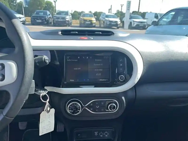 Renault Twingo iii sce 65