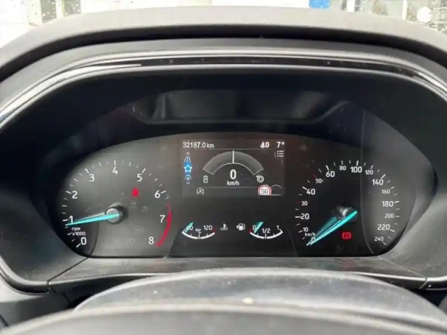 Ford Focus 1.0 ecoboost 125ch st-line — photo 12