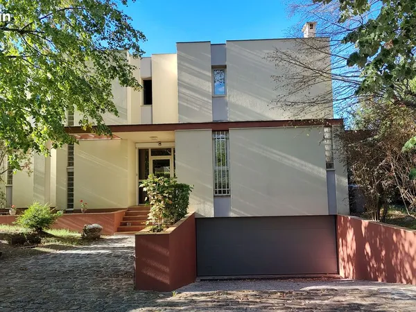 Maison 7 pièces - 230 m2 - Meaux quartier Hôpital