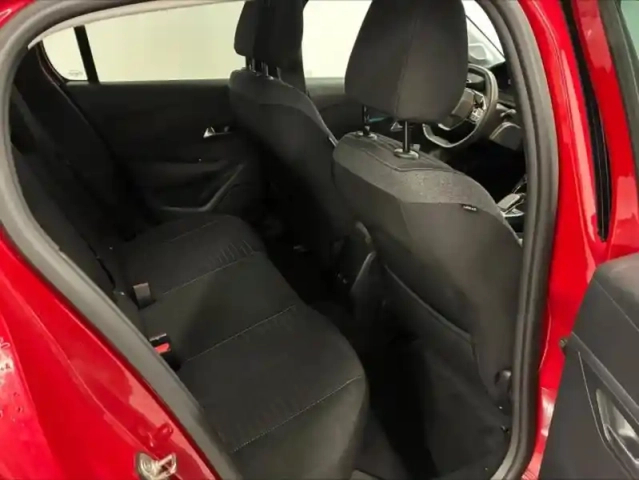 Peugeot 208 e- 136ch style — photo 14