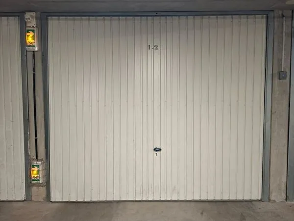 Garage à louer
