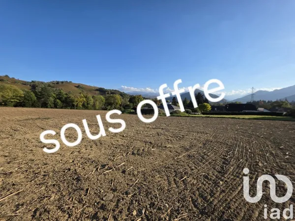 Terrain 2200 m²