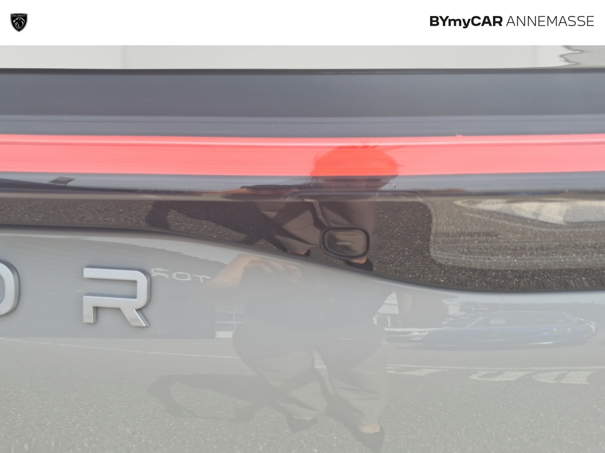 Leapmotor B10 REEV 18.8 kWh - 160 kW — photo 34
