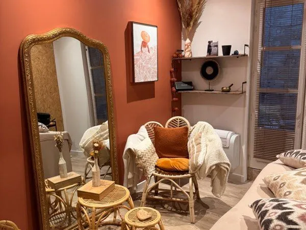À louer cabinet 15m2 triangle d'or Bordeaux
