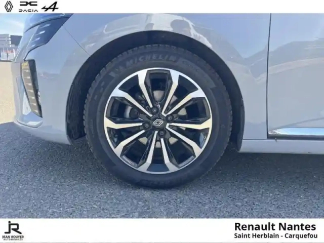 Renault Clio 1.0 tce 90ch techno — photo 9