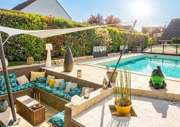 Maison 11 pièces 230 m²