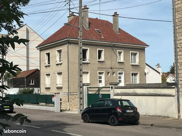 Immeuble de rapport 7 pièces 185 m²
