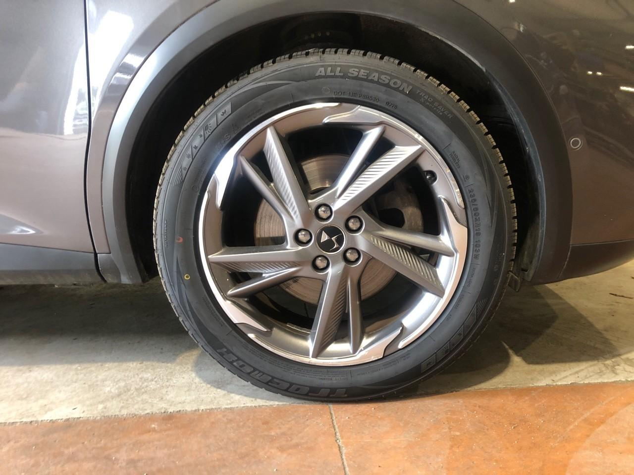 Ds Ds 7 crossback crossback hybride e-tense 225 eat8 ligne noire — photo 11