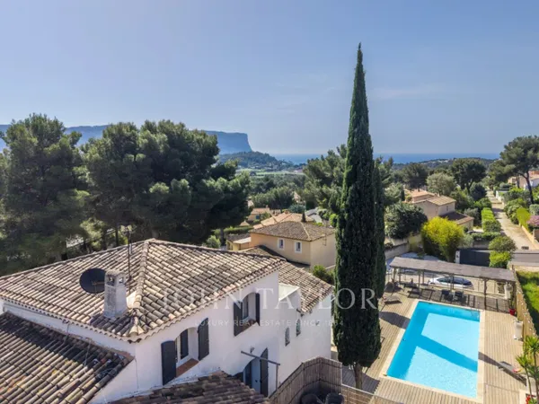 Villa dans résidence sécurisée
