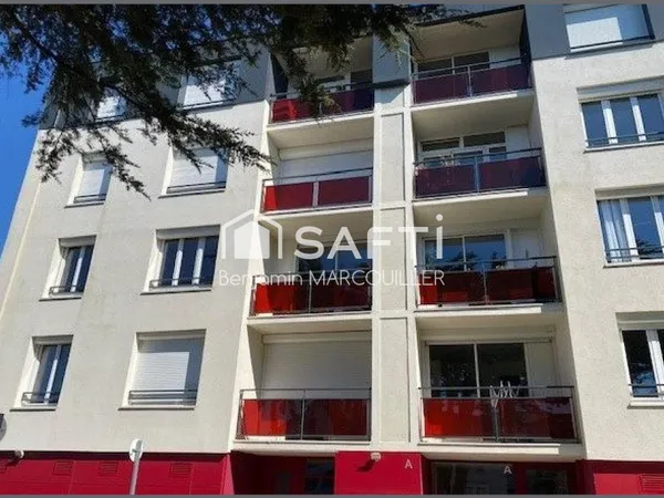 Safti-Benjamin Marcouiller vous propose : Appartement 4 pièces.