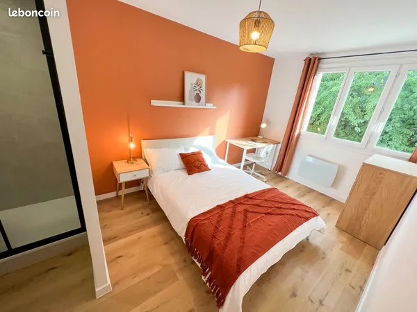 Chambre avec salle de bain privative - Colocation Métro St Agne