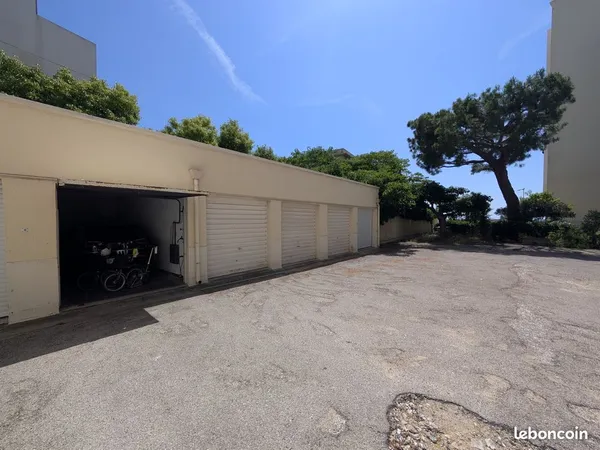 Parking/box Marseille