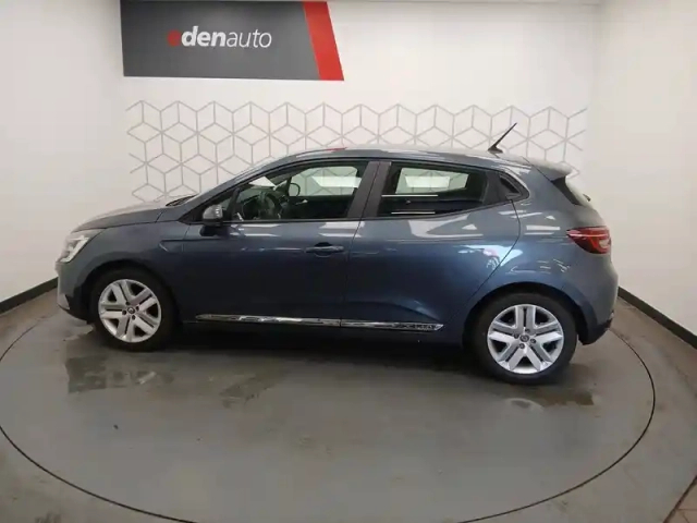 Renault Clio blue dci 85 — photo 11