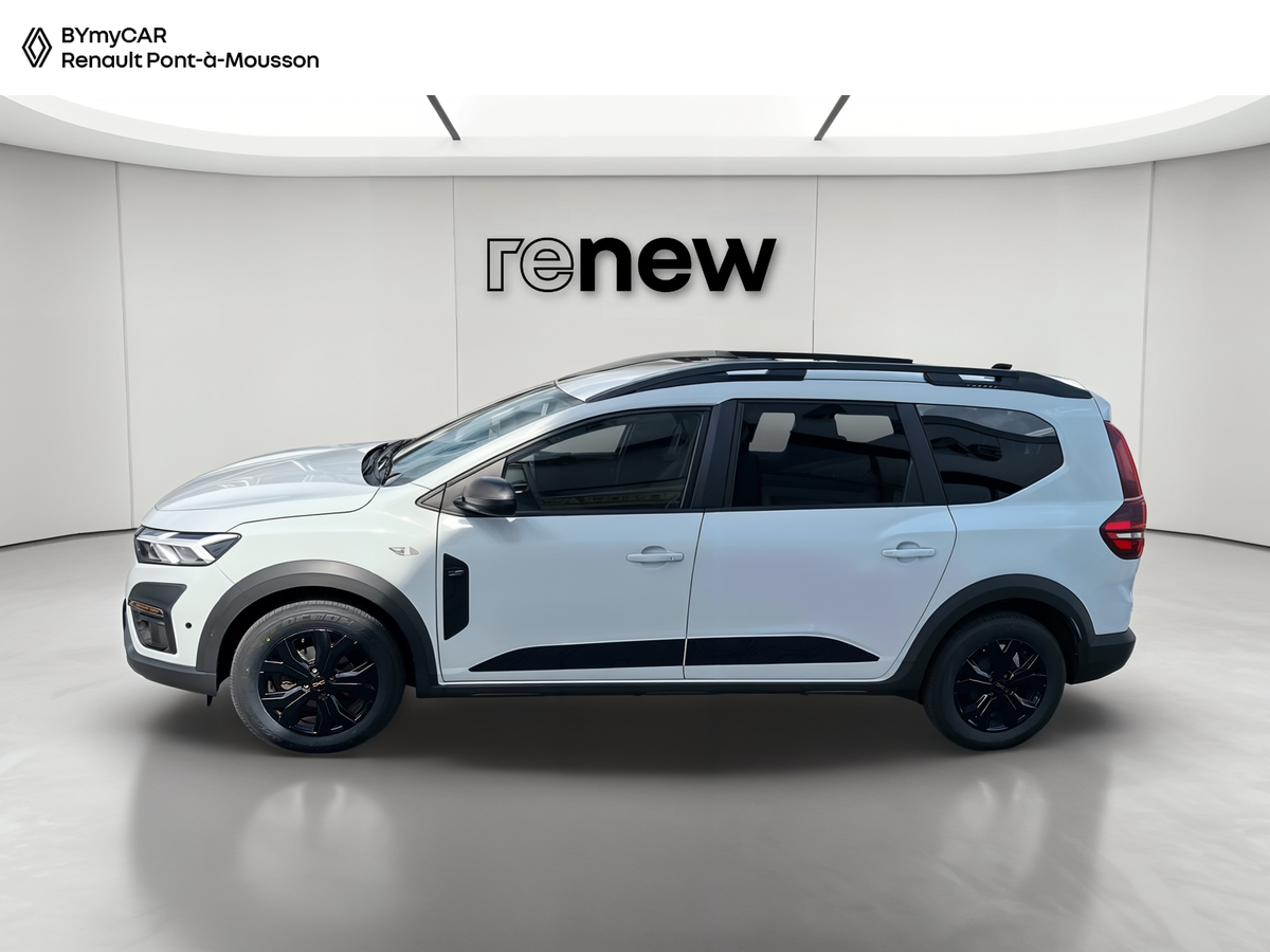 Dacia Jogger TCe 110 5 places — photo 2