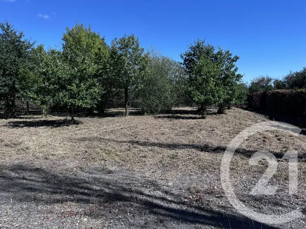 Terrain 1200 m²