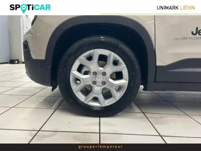 Jeep Avenger 1.2 turbo t3 100ch altitude — photo 13