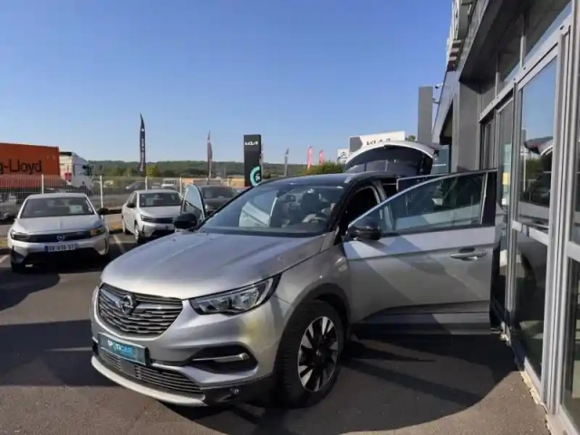 Opel Grandland X 1.2 turbo 130ch design line bva 109g — photo 9