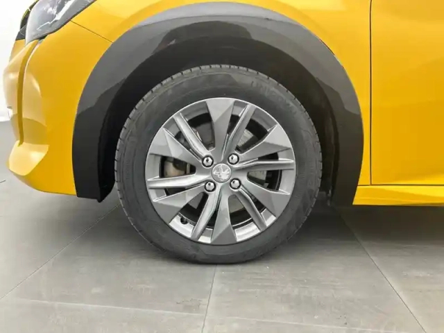Peugeot 208 electrique 50 kwh 136ch — photo 13