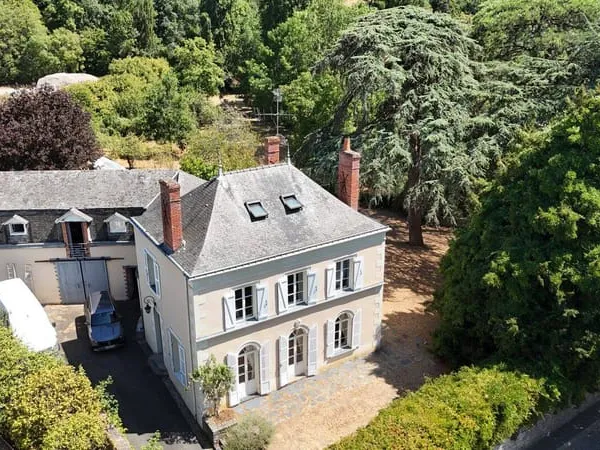 Maison 7 pièces 214 m²