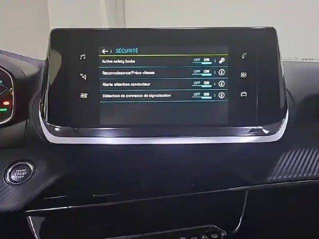 Peugeot 2008 electrique 136 ch — photo 43