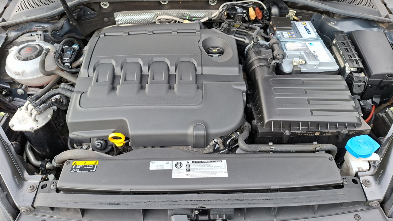 Volkswagen Golf 2.0 TDI 150 DSG7 — photo 15