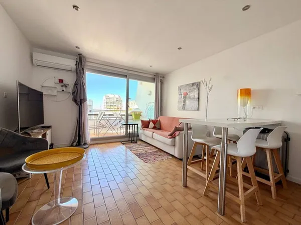 Studio 1 pièce 25 m²