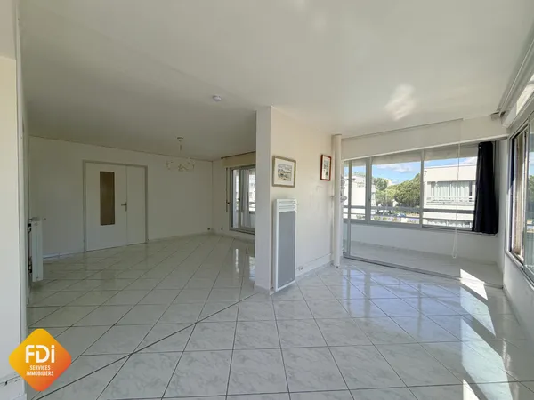 Centre ville - P2 de 40m2 - loggias de 30m2 - cave