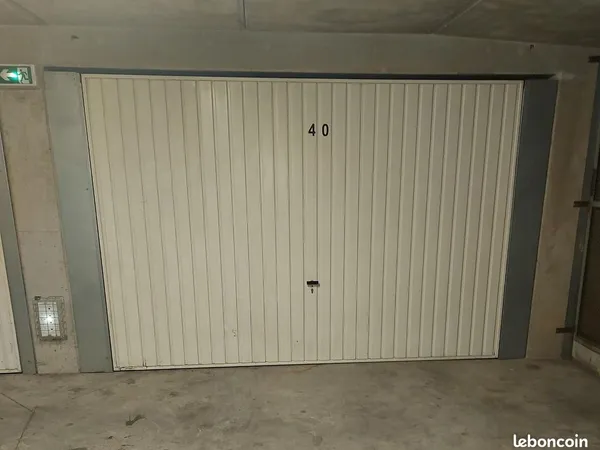 Garage fermé PMR 18 m² vallauris