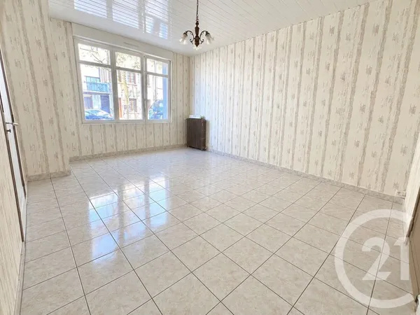 Appartement 3 pièces 104 m²