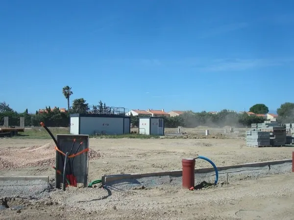 Terrain 247 m²
