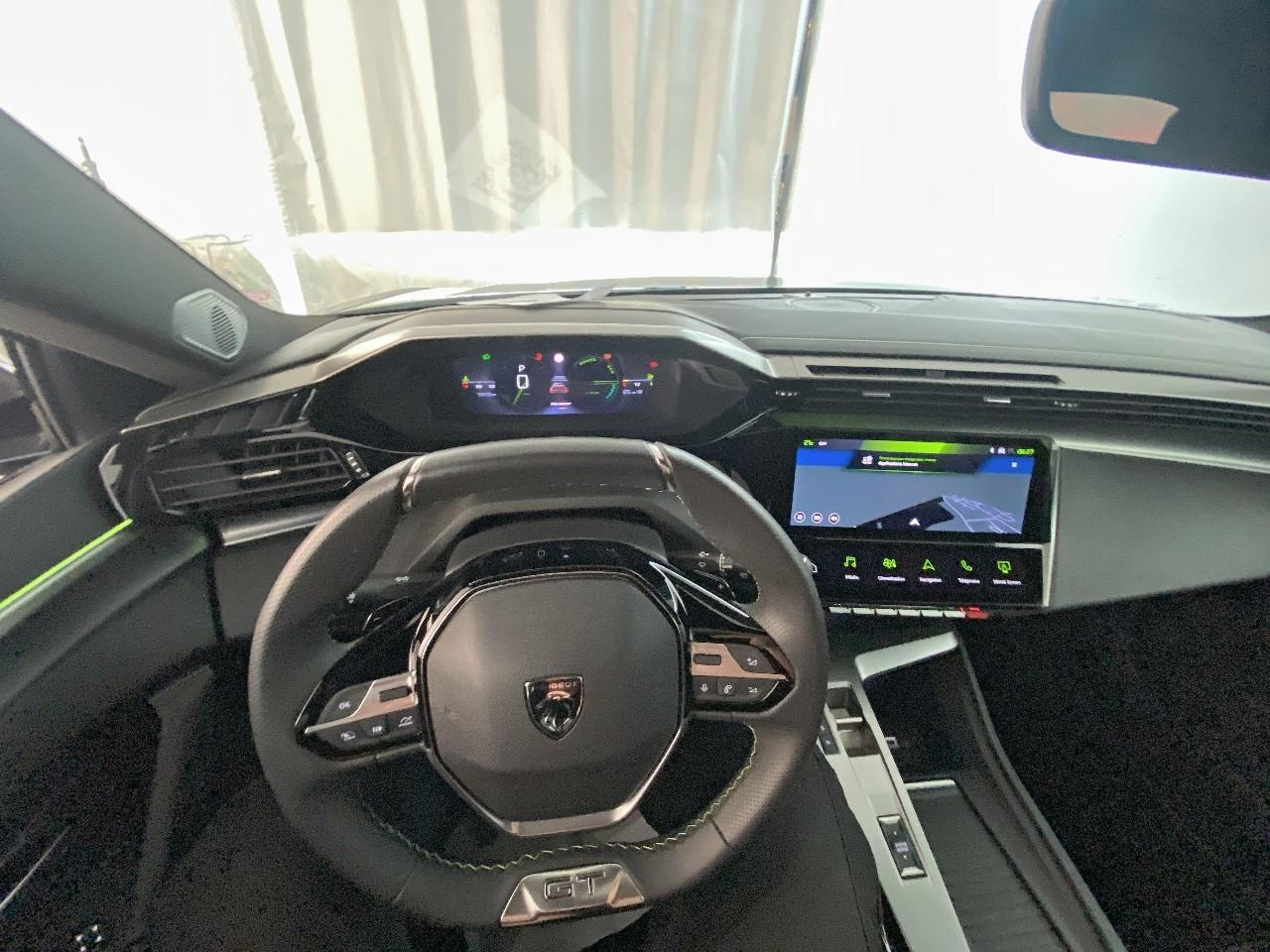 Peugeot 408 hybrid 136 e-dcs6 gt — photo 12