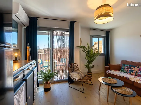 Coup de coeur T2 Duplex 39 m2 - Meublé & Equipé - Balcon - Port de pêche Le Grau du Roi