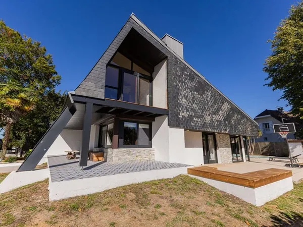 Maison 7 pièces 160 m²