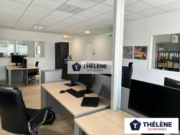 Local professionnel 600 m²