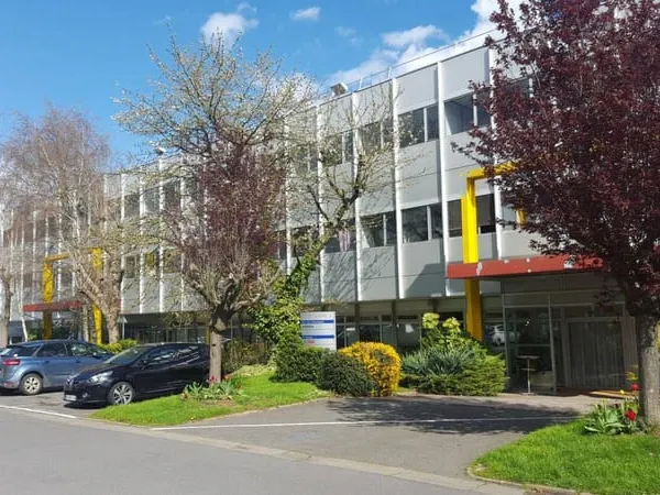 Bureaux 757 m²