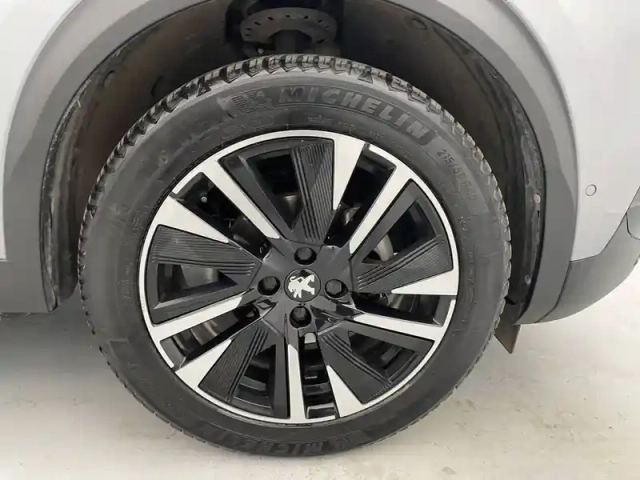 Peugeot 2008 puretech 130 s&amp;s eat8 — photo 18
