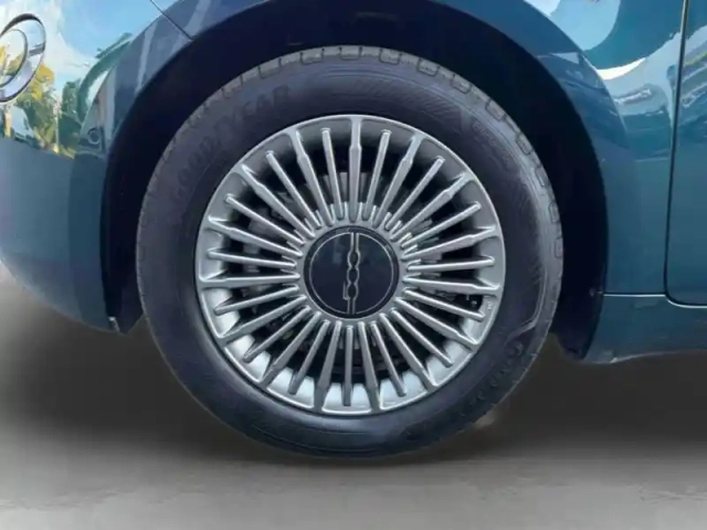 Fiat 500 e 118ch pack confort &amp; style my23 — photo 10