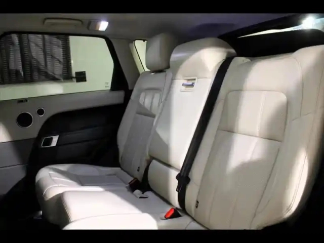 Land Rover Range Rover sport 3.0 sdv6 306ch hse mark vii — photo 11