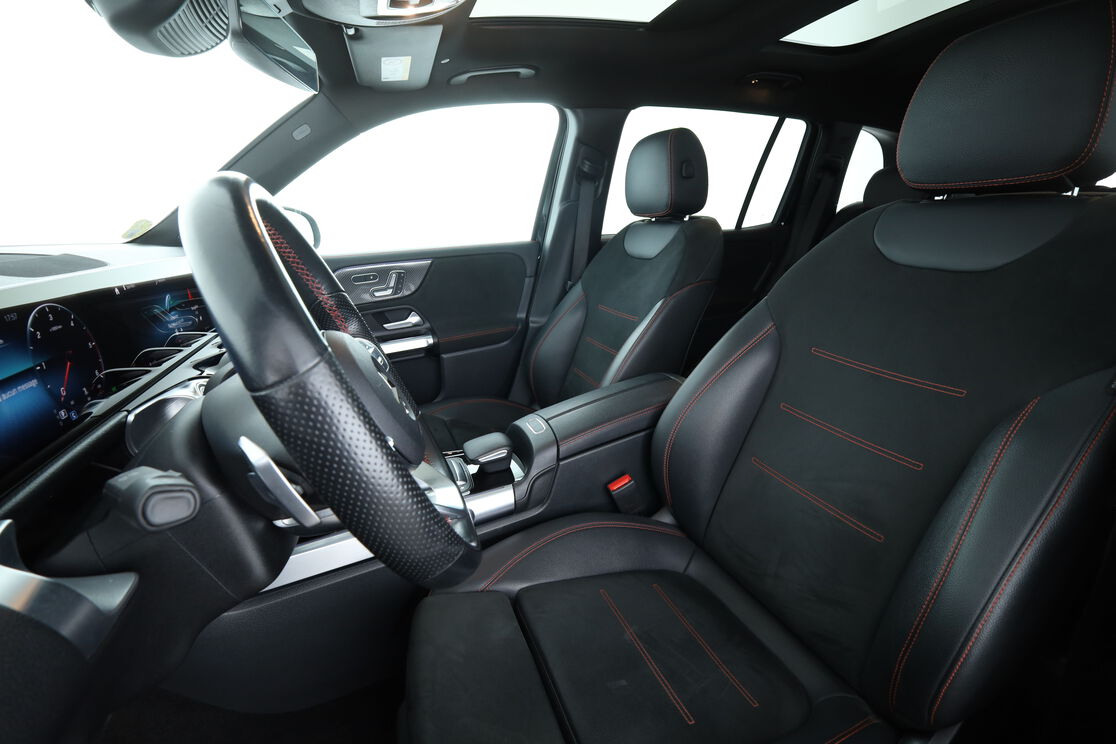 Mercedes-Benz Classe GLB 200 d AMG Line — photo 9